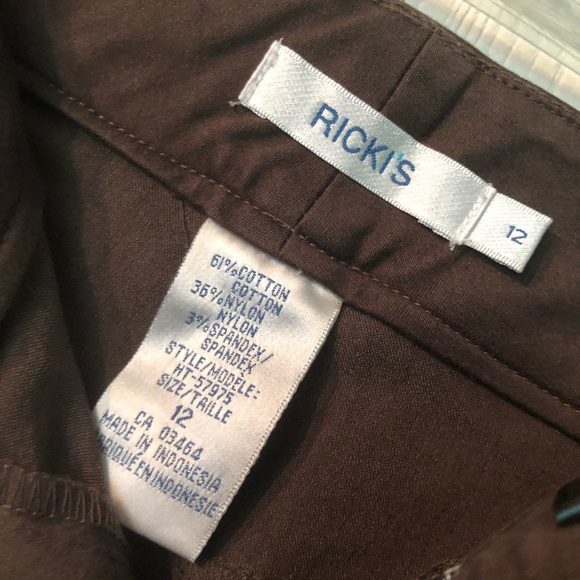 Walking shorts - Picture 2 of 4